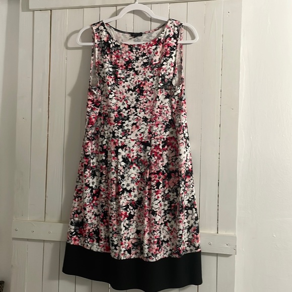 J Jill floral summer dress in Medium Petite - Picture 3 of 6